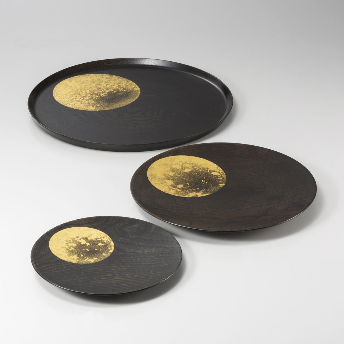 OBOROZUKI Gold Leaf Lacquerware Plate - S