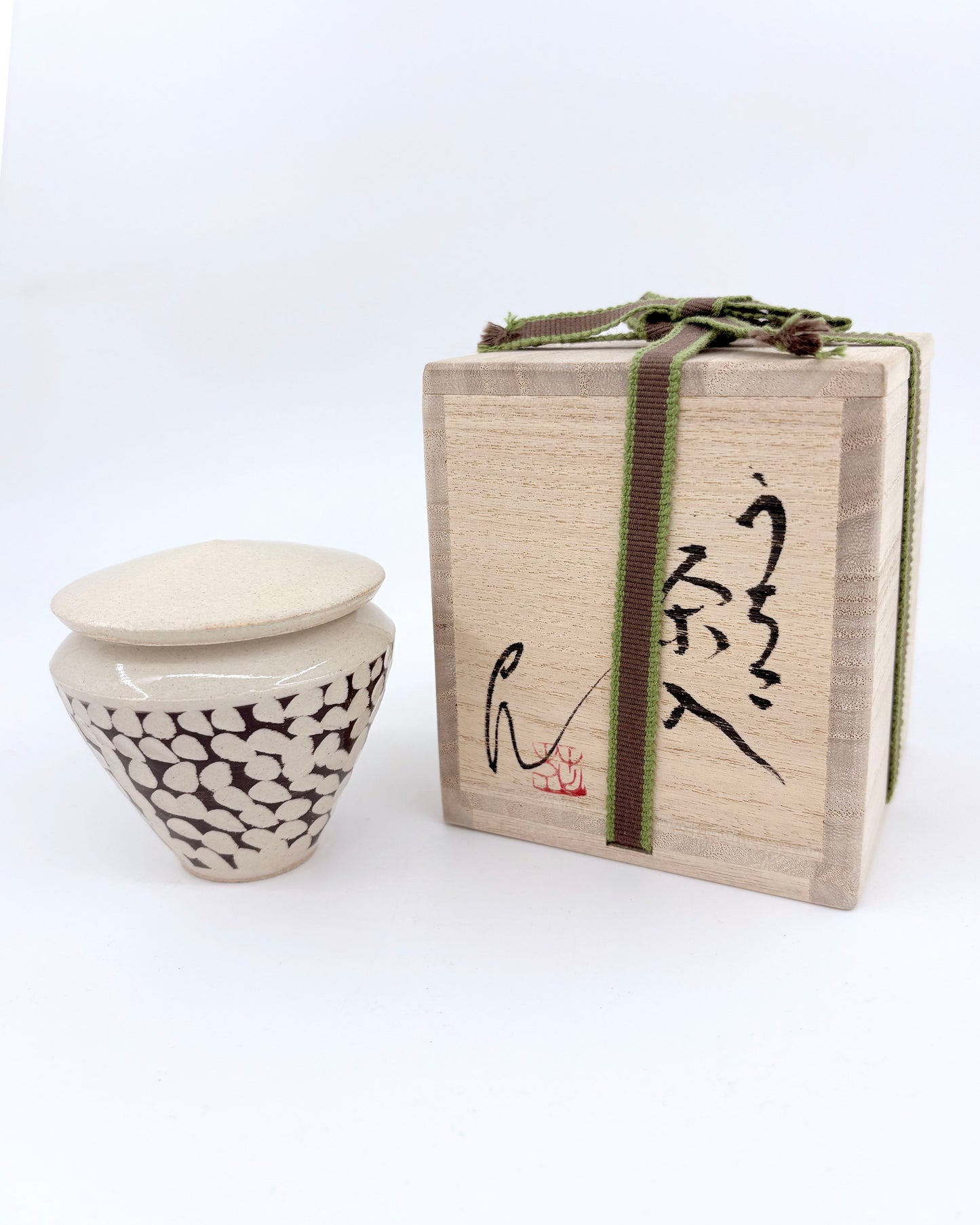 "UROKO" Matcha Container by Hanako Nakazato