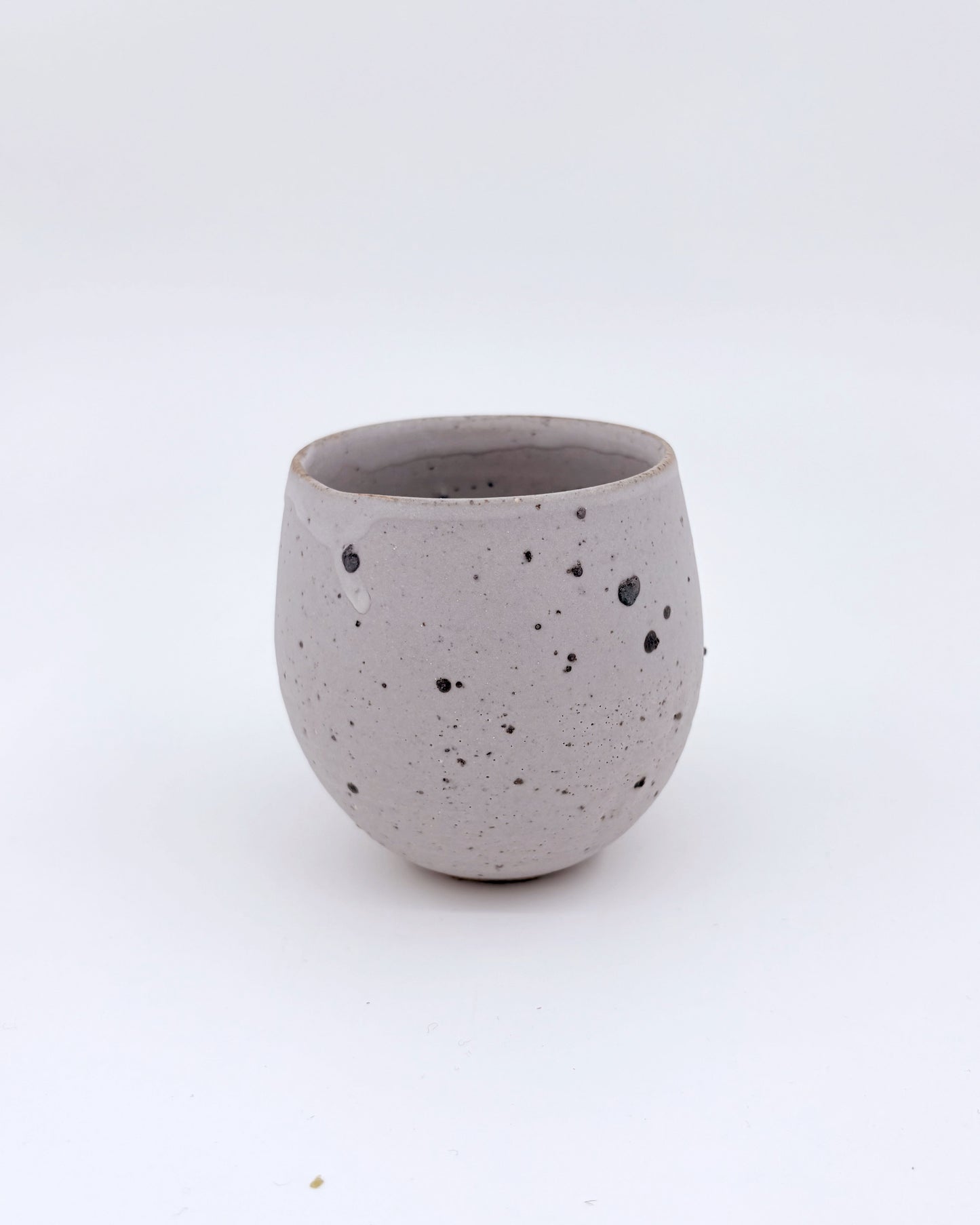 "Quail" Egg Cup by Hanako Nakazato