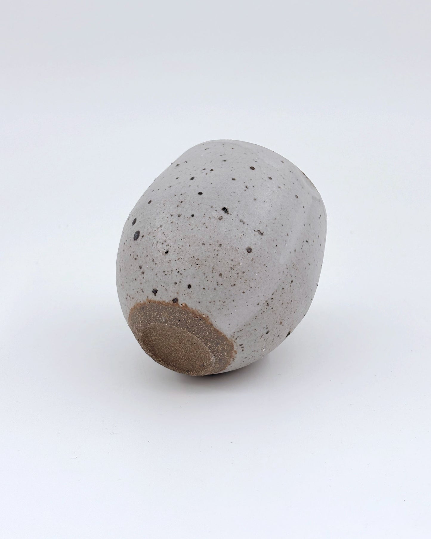 "Quail" Egg Cup by Hanako Nakazato
