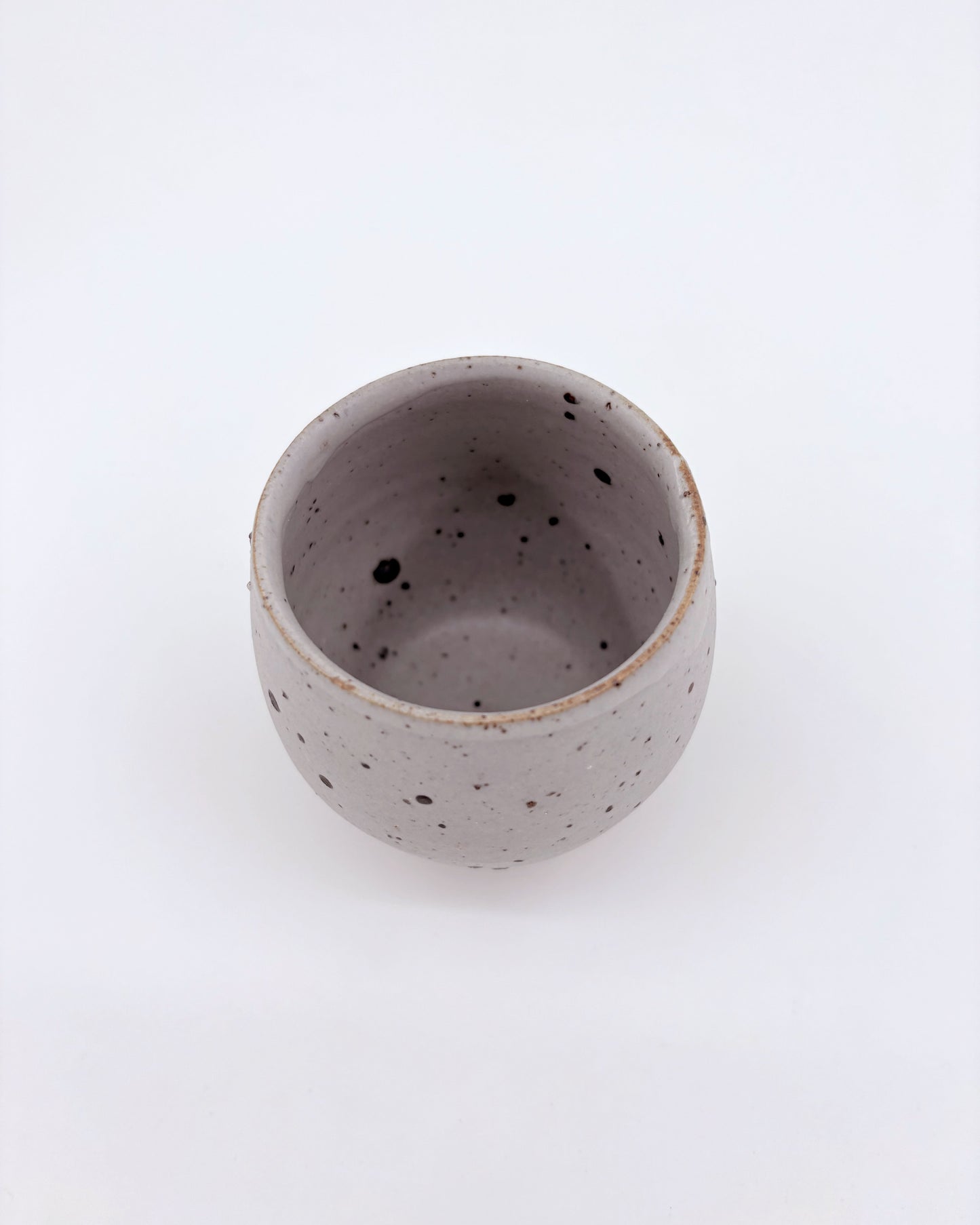 "Quail" Egg Cup by Hanako Nakazato