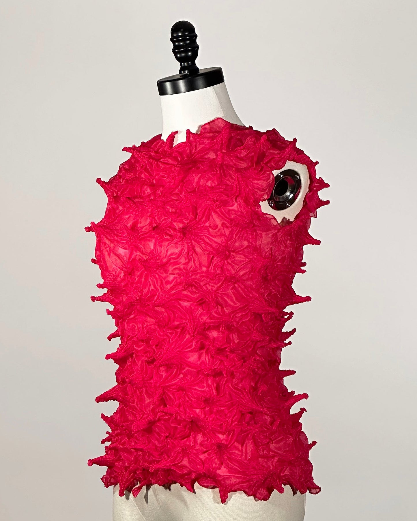 Sleeveless Top with Mixed-sized Spiky Shibori