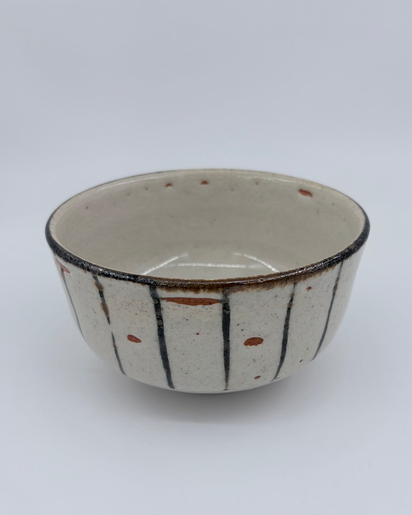 Suga Pottery Matcha Bowl - Gray Stripes