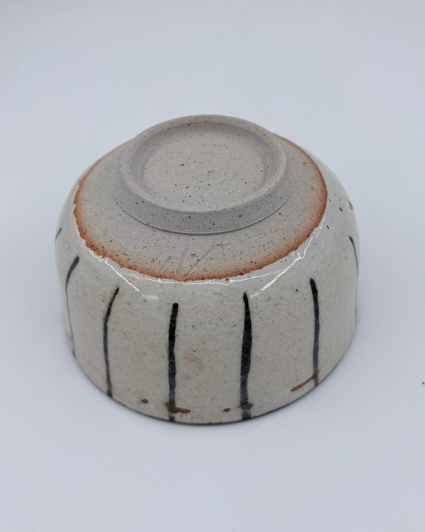 Suga Pottery Matcha Bowl - Gray Stripes