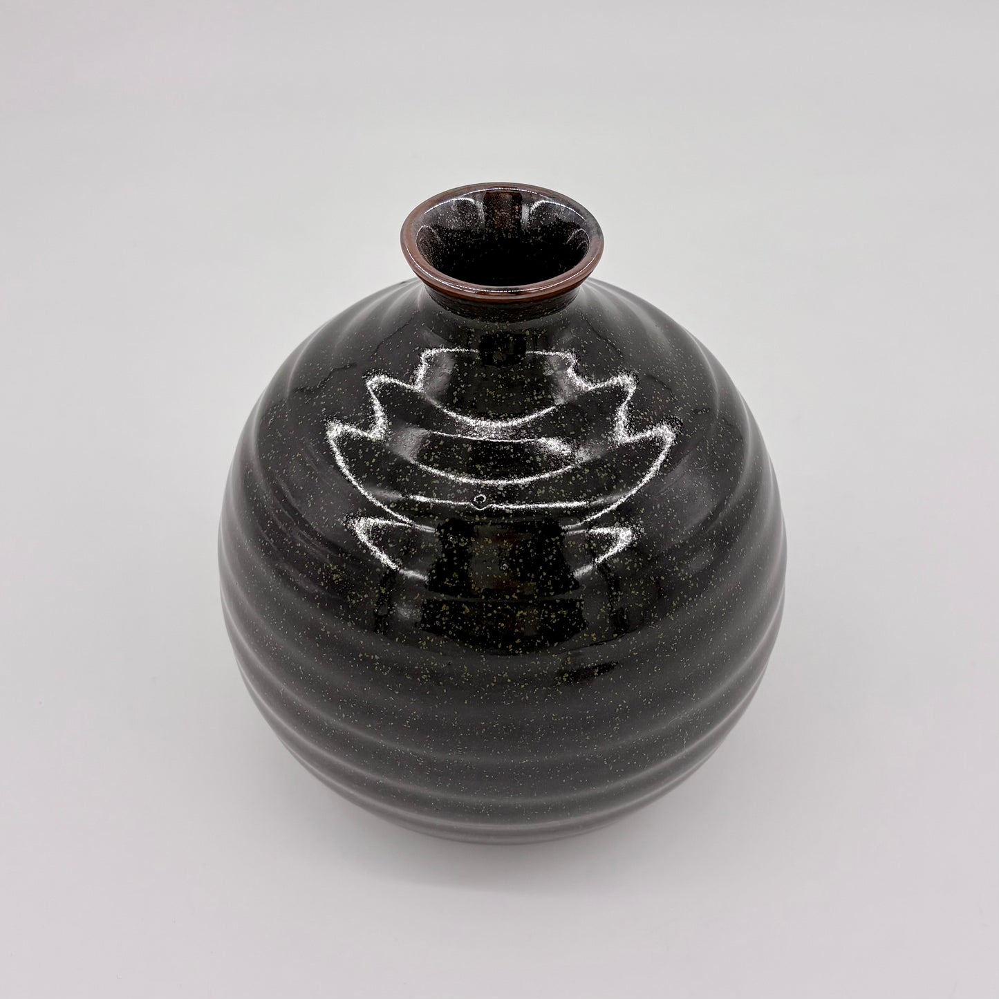 Tenmoku Vase by BEN SUGA