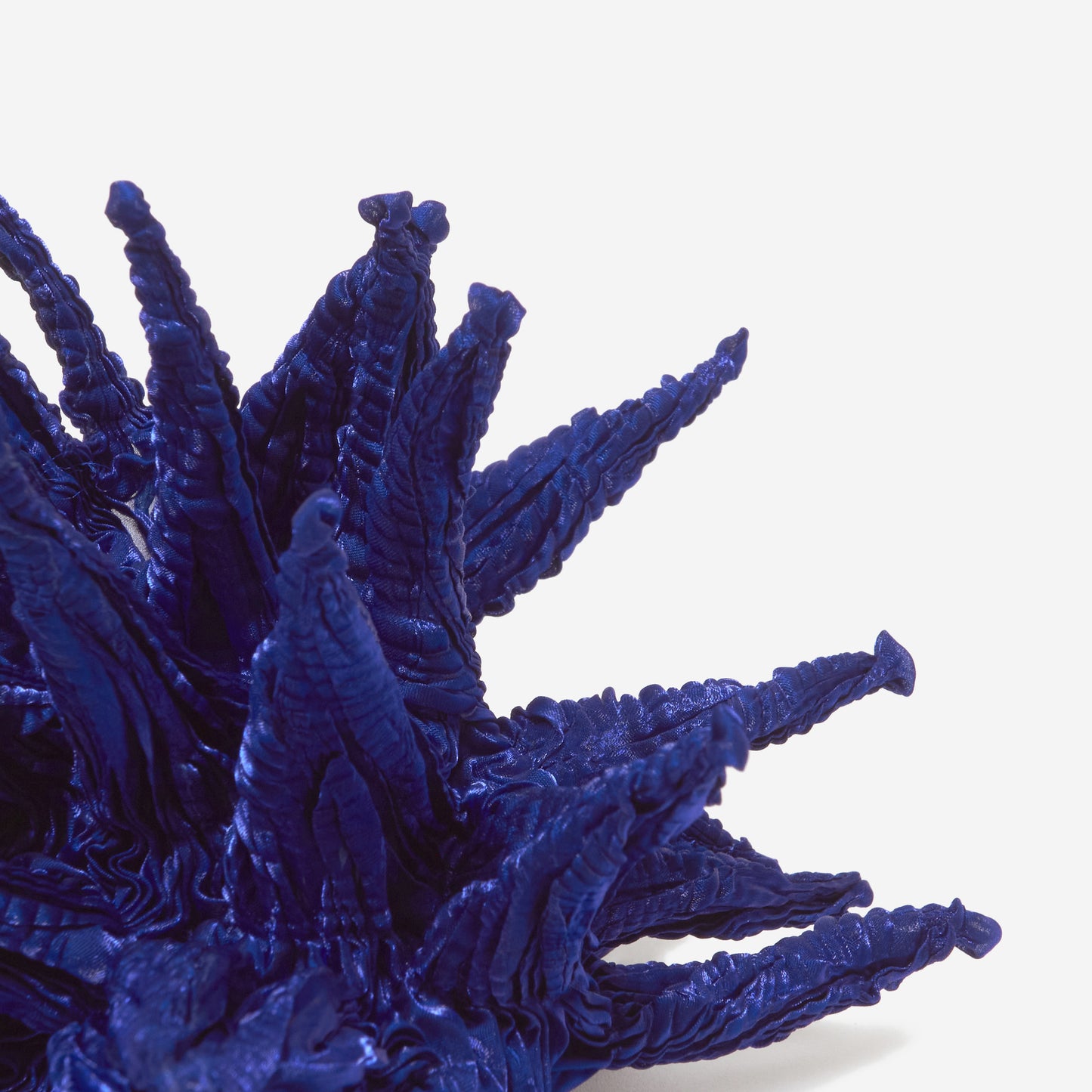 Medium Bai Shibori Necklace WA